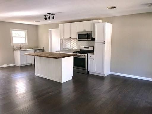 5th image of 11316 Lanewood Cir