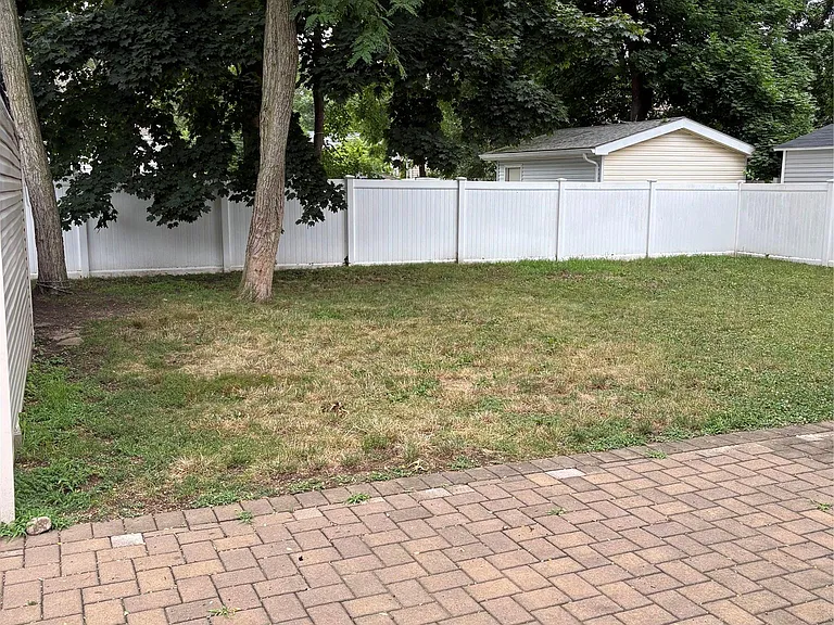 125 Washington Ave — Photo 21