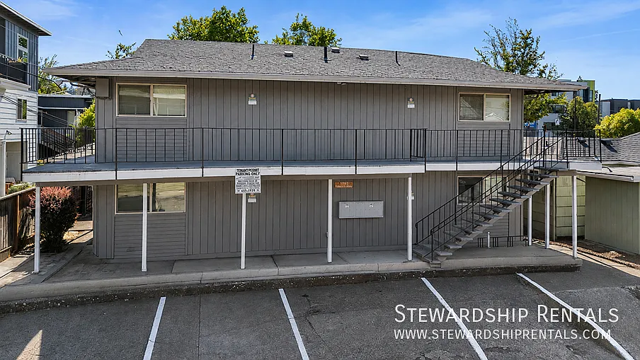 1793 Patterson Aly #5