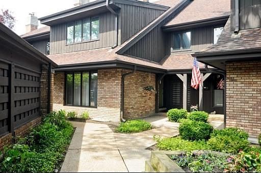1st image of 1893 Mission Hills Ln