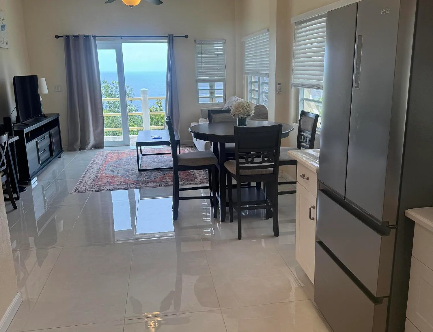 1 bed, 700 sqft, $2,500 — Photo 3