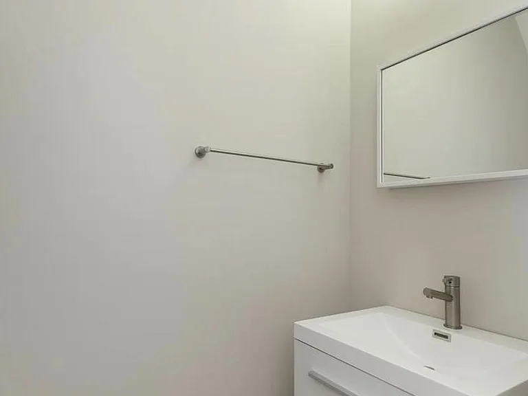 505 Nicholson St NW — Photo 2