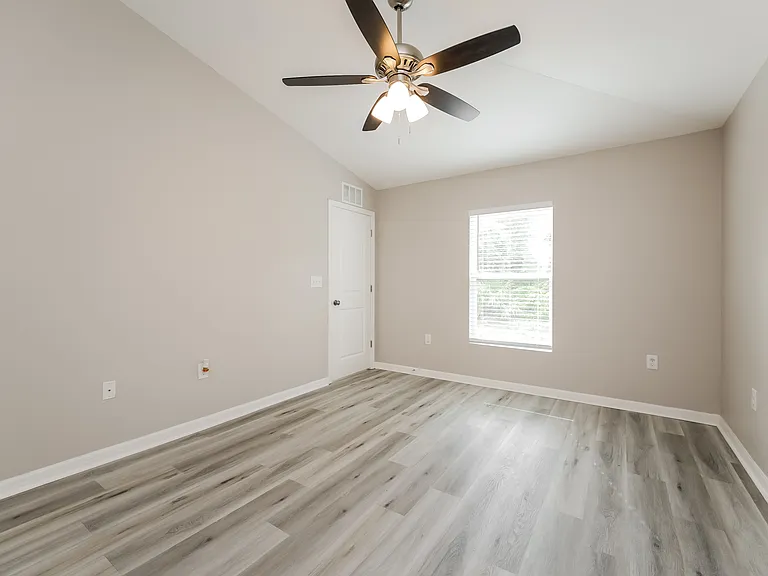 9010 Aegean Cir — Photo 13