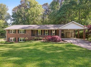 365 Dorsey Cir SW, Lilburn, GA 30047