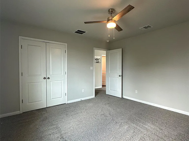 208 Mountain Valley St — Photo 17