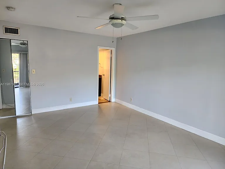 537 N University Dr #71 — Photo 37