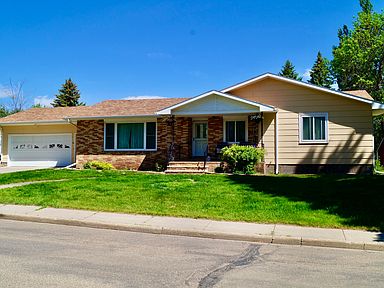 1201 6th St Ne Devils Lake Nd 58301 Zillow