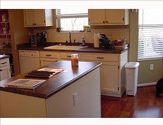 4th image of 185 Woodbine Dr