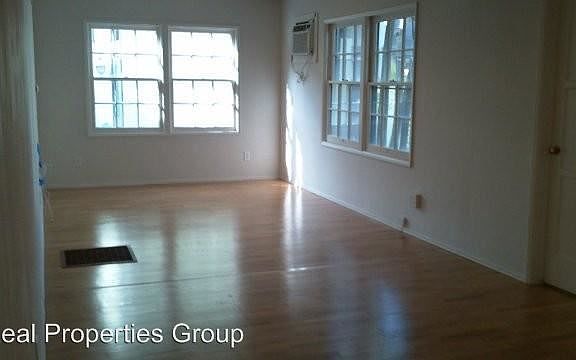 5th image of 3829 Jennings St