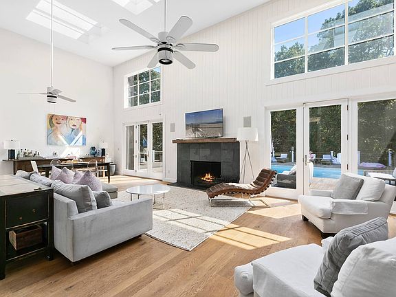 4th image of 82 Scrimshaw Ln