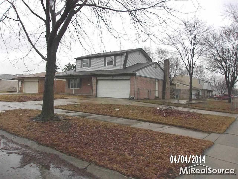 1st image of 40114 Regency Dr