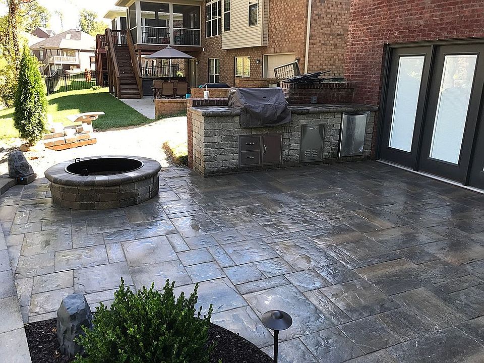 2nd image of 11555 Independence Way