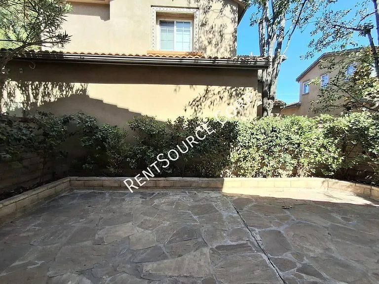 25361 Playa Serena Dr — Photo 34