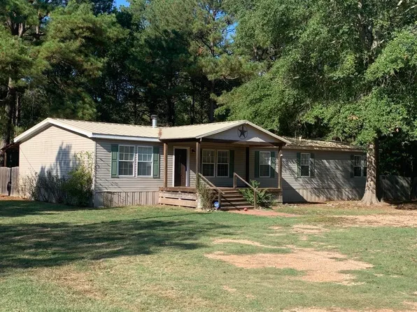 135 Beverly Cir, Marshall, TX 75672