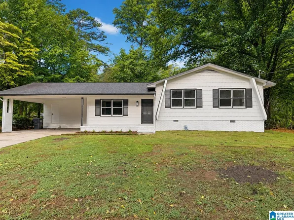 1016 Sugarloaf Ln, Anniston, AL 36207