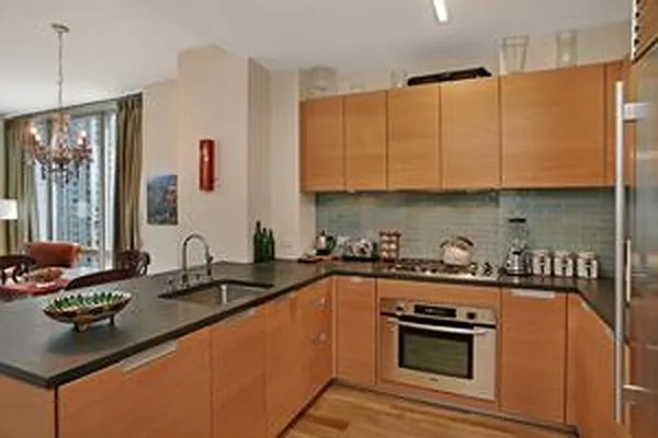 Rented by Douglas Elliman | media 14