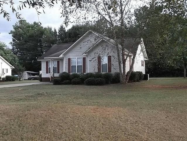 1st image of 144 Pinecrest Dr
