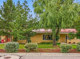 4679 Fairway Dr, Los Alamos, NM 87544