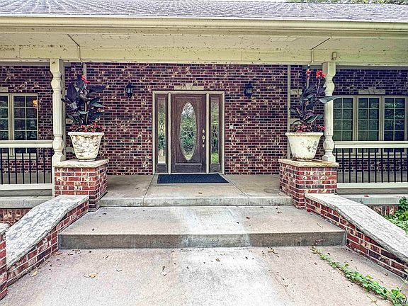 5th image of 2721 SE Scorpio Ave