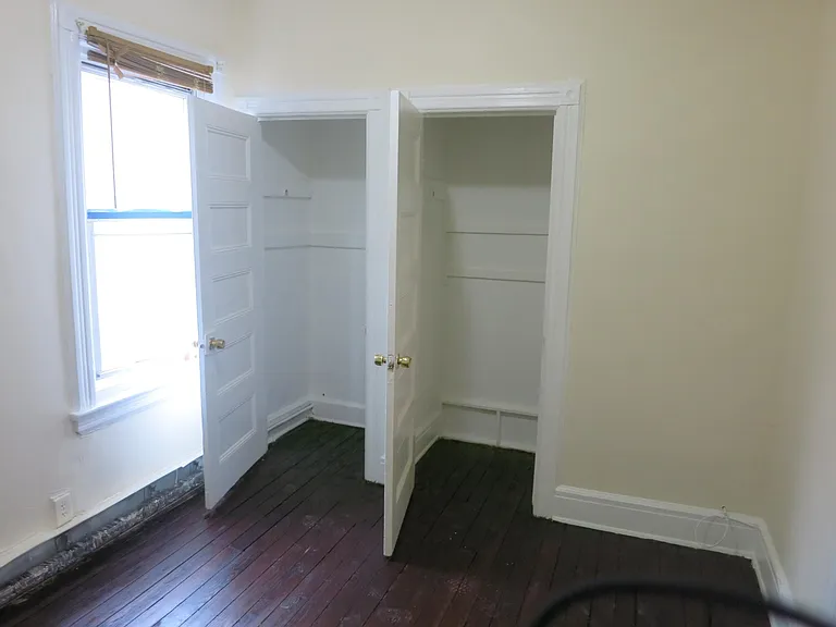 184 S 9th St #2 — photo 4 of 5