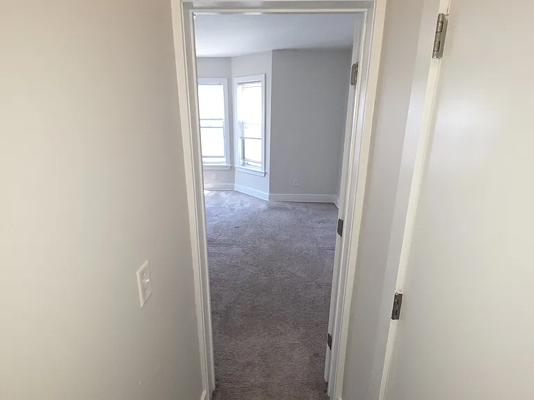 80 Newkirk St — Photo 14