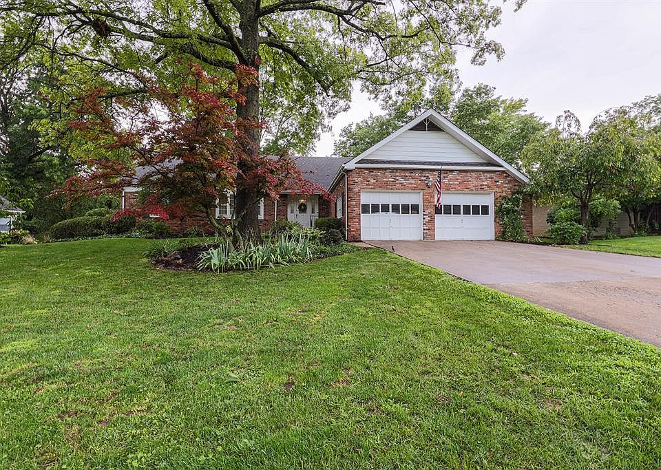 1st image of 10323 Lochcrest Dr