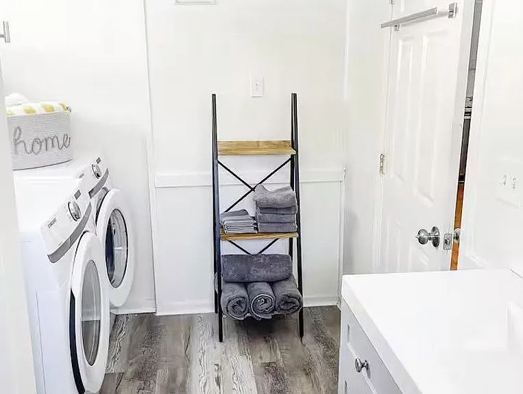85 Anglers Rd — Photo 16