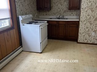 3 Highland Ave APT 6, South Paris, ME 04281