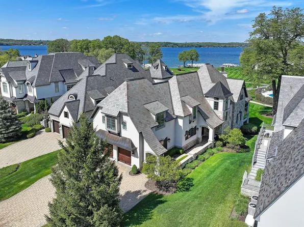 N1588 E Lakeside Ln, Lake Geneva, WI 53147