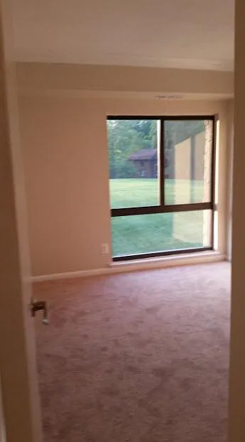 2 bed, 982 sqft, $1,700 — Photo 2