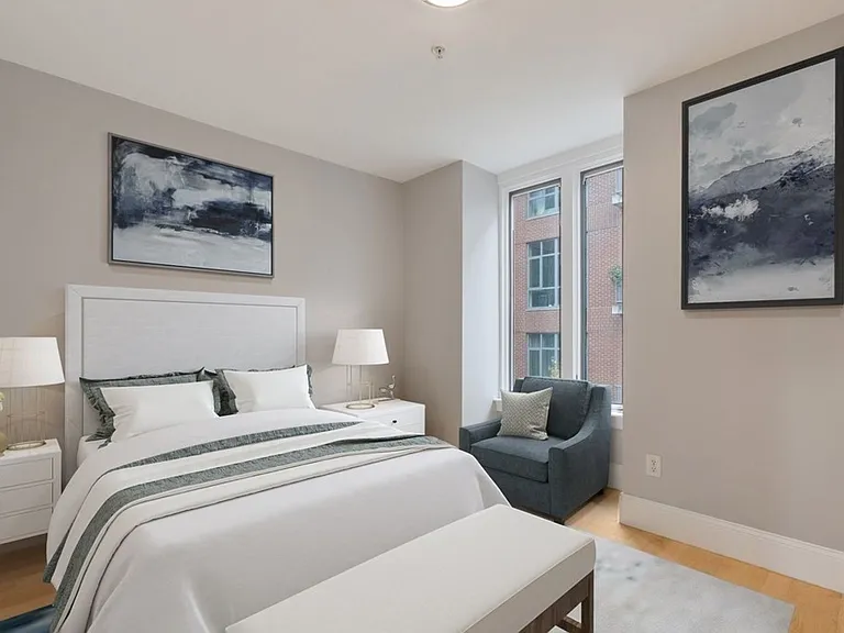 45 W Broadway #306 — Photo 9
