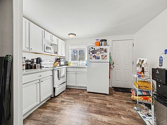 4th image of 2940 S Brennan Rd