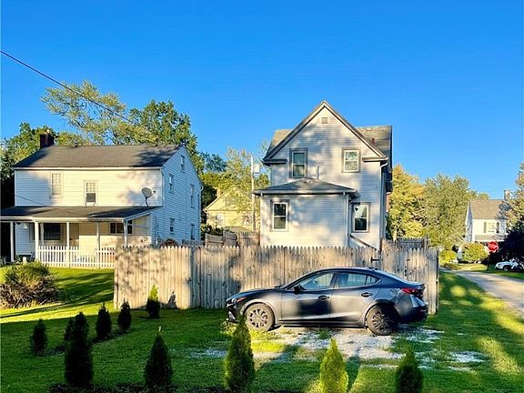 4th image of 32 Lincoln Ave