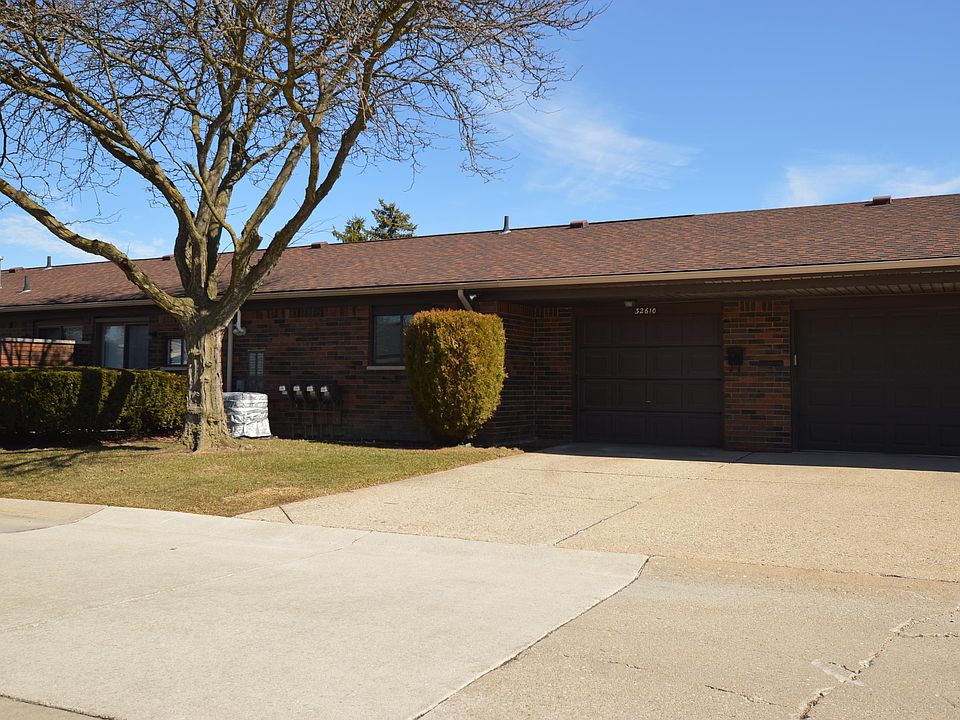 1st image of 32610 Valley Dr #134
