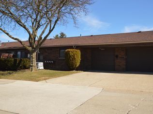 32610 Valley Dr #134, Warren, MI 48093
