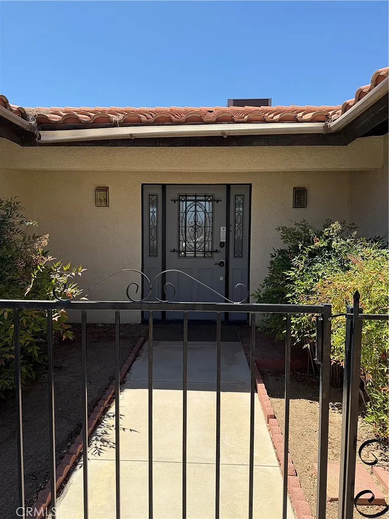 3 bed, 1721 sqft, $2,500 — Photo 3
