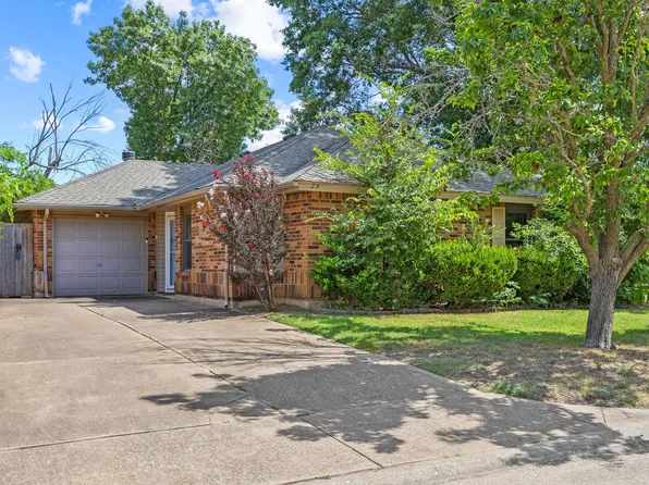25 Brewster Ct, Allen, TX 75002