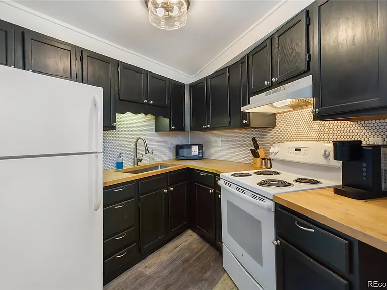 776 Jolly Rogue Dr — Photo 10