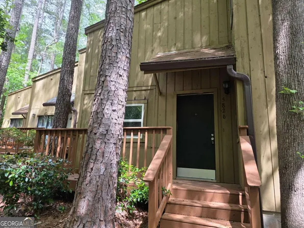 5826 Par Four Ct, Lithonia, GA 30038