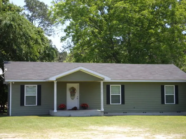 200 Russell Rd, Thomasville, GA 31757