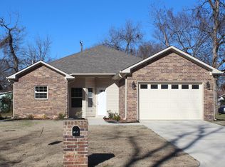 2304 W 13th St, Texarkana, TX 75501