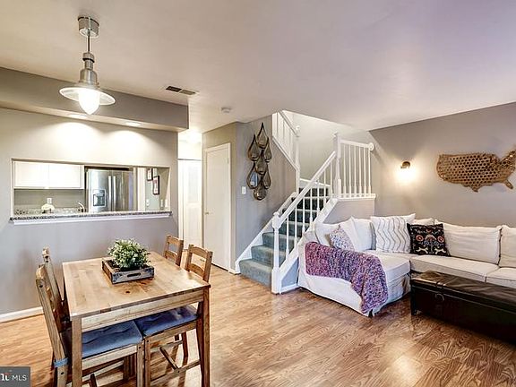 4th image of 6071 Netherton St