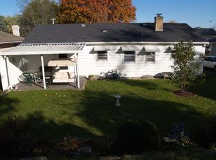 208 Warren Ave, Rockford, IL 61107