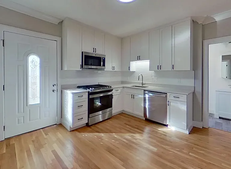 57 Hemman St #1L — Photo 1
