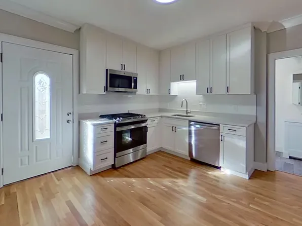 57 Hemman St, Roslindale, MA