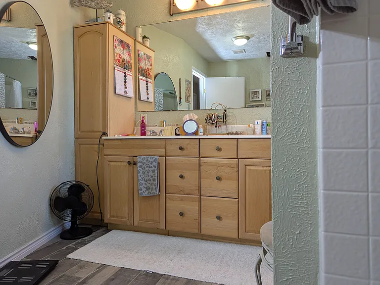 919 Milam Dr — Photo 13