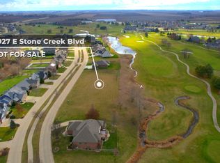 2927 E Stone Creek Blvd, Urbana, IL