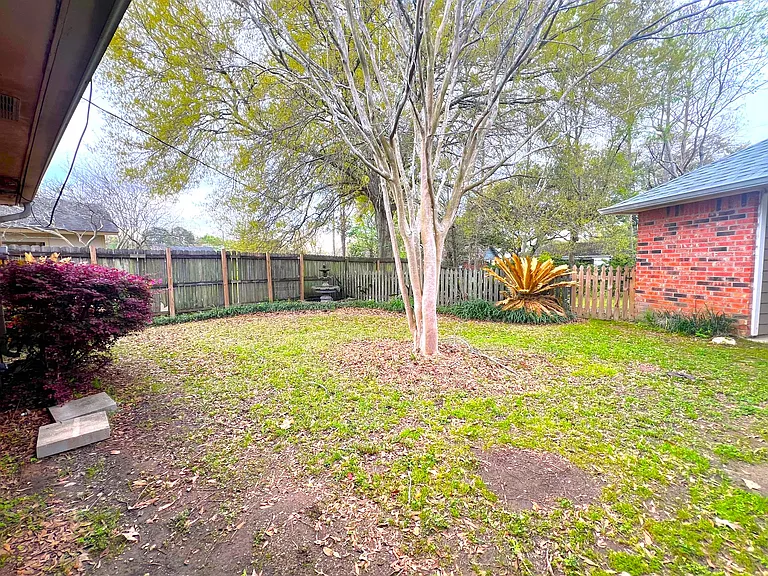9868 Kinglet Dr — Photo 13