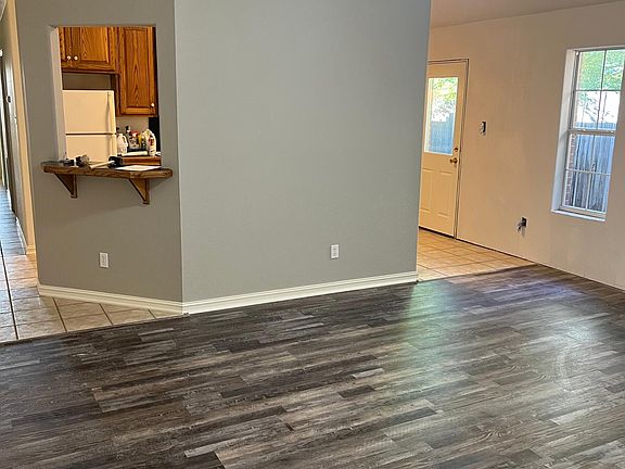 4th image of 3315 Avenue D