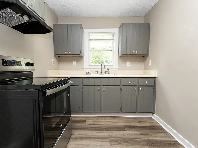 912 Tunnel Blvd — Photo 8